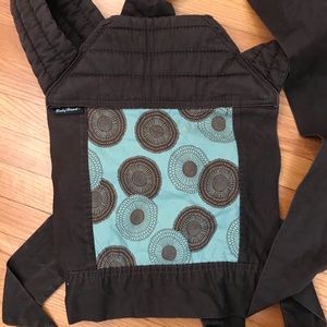 Babyhawk Meh Dai Reversible Baby Carrier